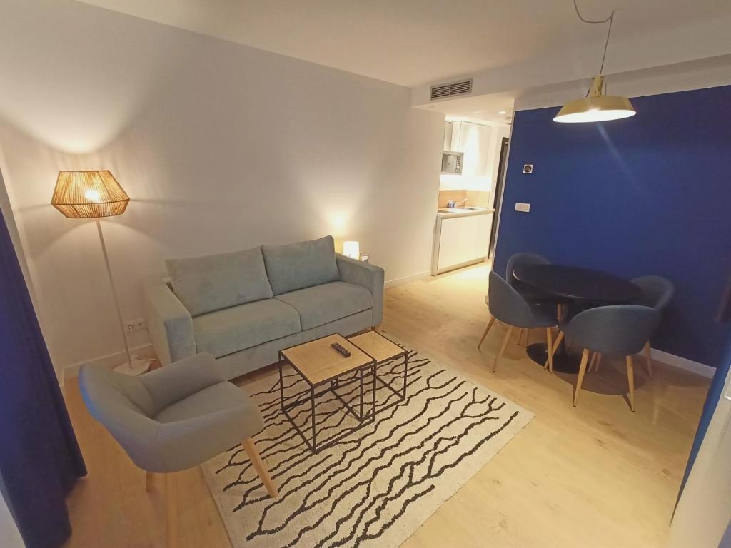 Discover the beauty of San Sebastian - abba Apartments Playa de Gros San Sebastián