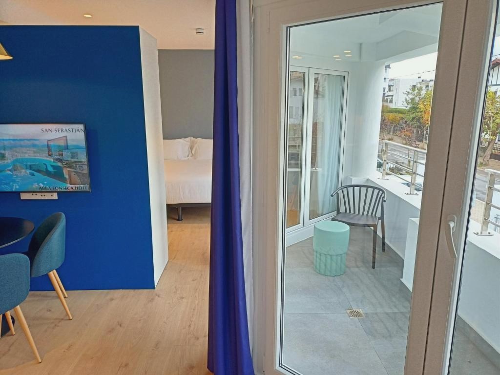 Discover the beauty of San Sebastian - abba Apartments Playa de Gros San Sebastián