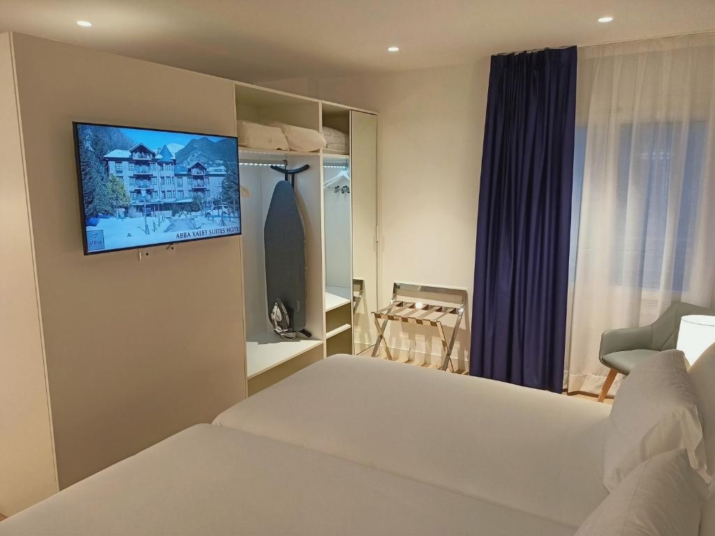 Discover the beauty of San Sebastian - abba Apartments Playa de Gros San Sebastián