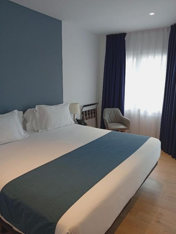 Discover the beauty of San Sebastian - abba Apartments Playa de Gros San Sebastián