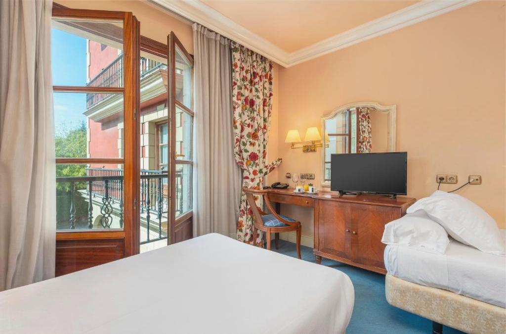Hôtel Blu Sondika 3* - Pays Basque