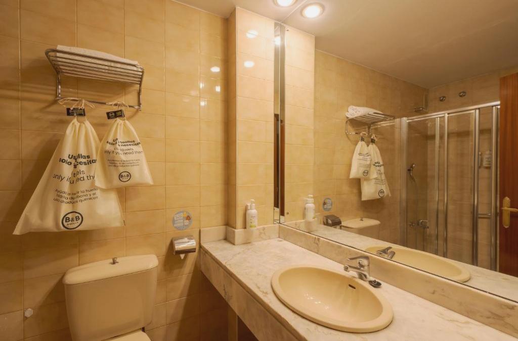 B&B HOTEL Gijón Centro Begoña