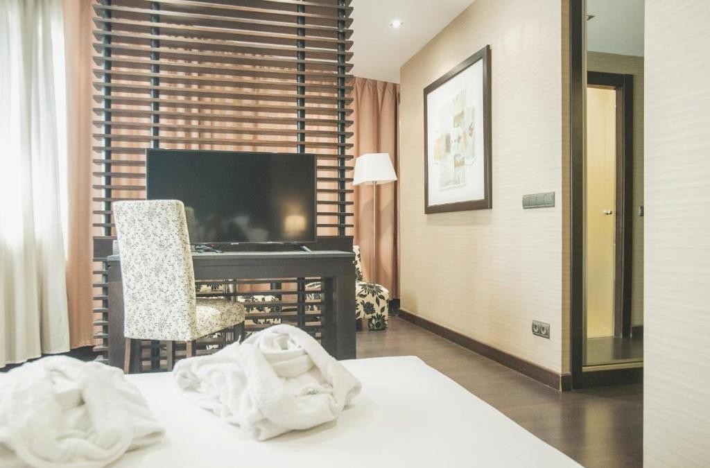 Asturias: green valleys, cider and a spa visit - AZZ Asturias Langrehotel