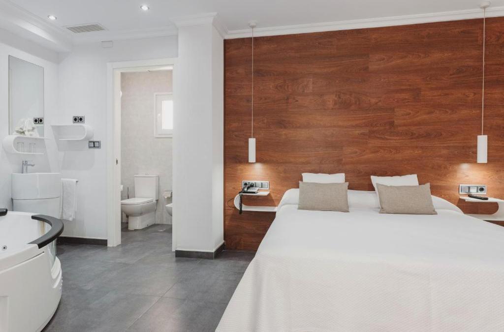 Vacances de la Toussaint en Espagne : cap sur La Manga pour une escapade 4* - Hotel Los Delfines