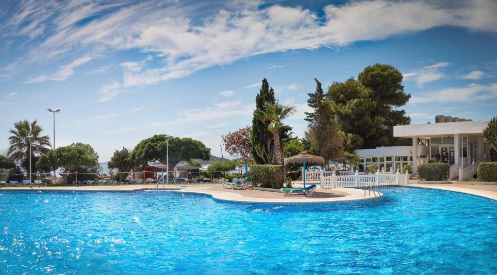 Hotel Izán Cavanna
