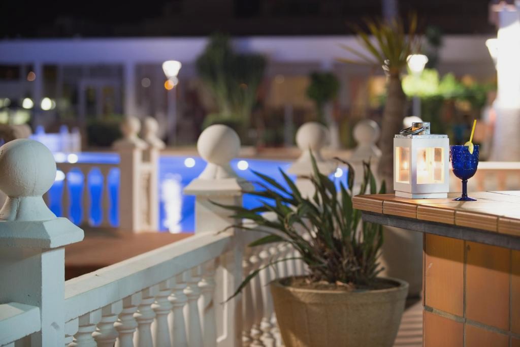 Hotel Izán Cavanna