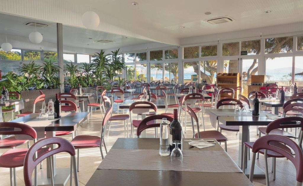 Hotel Izán Cavanna
