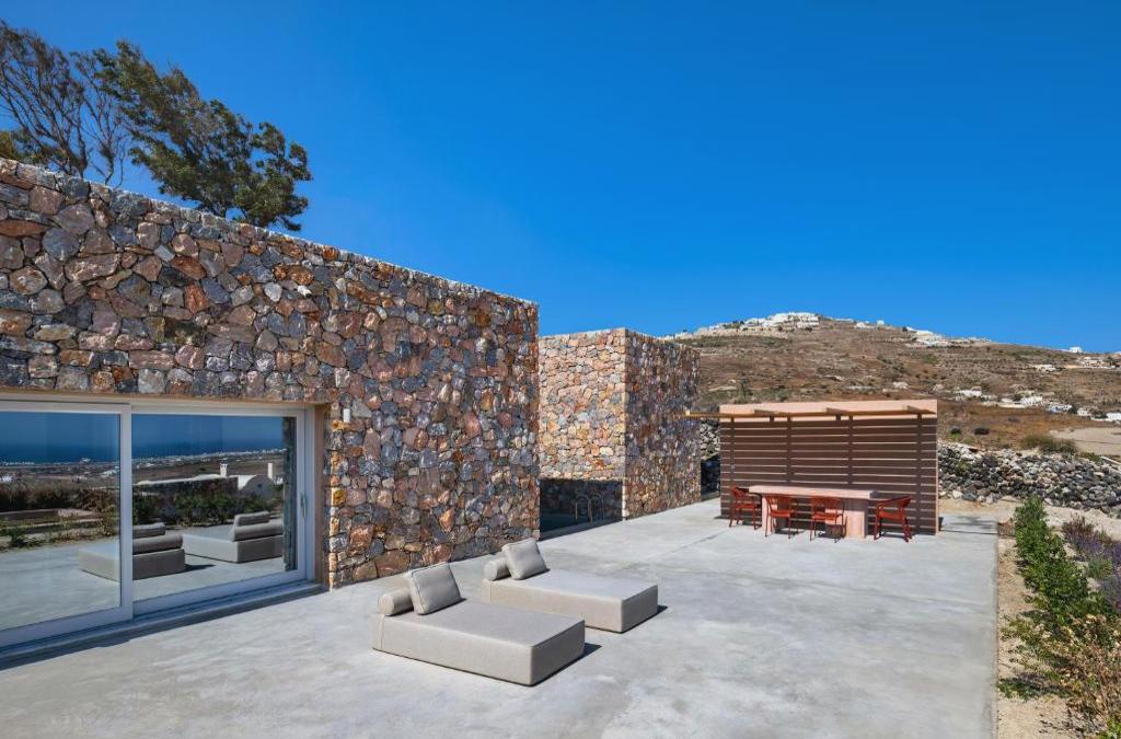 Felicity Cave Suites