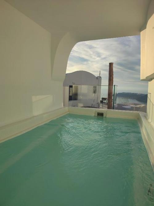 Amaze Suites