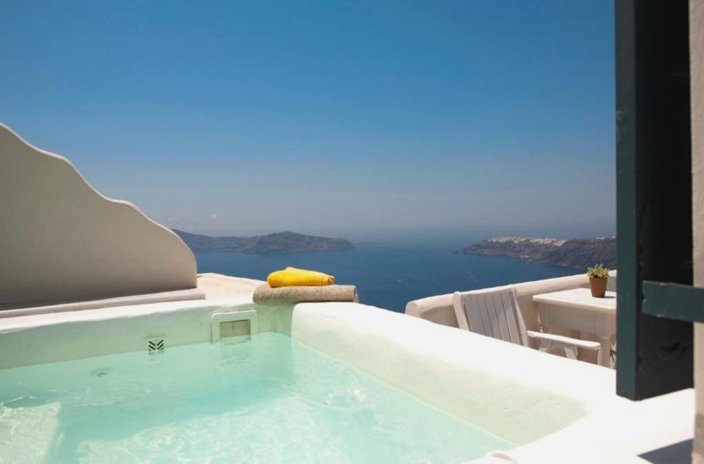 Amaze Suites