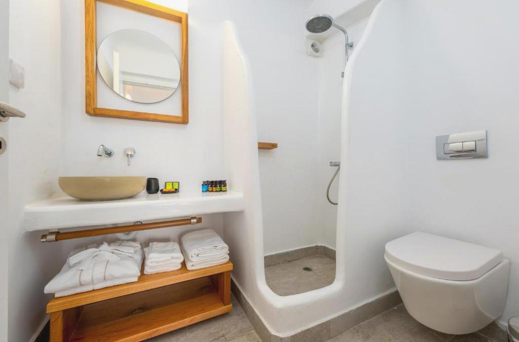 Amaze Suites