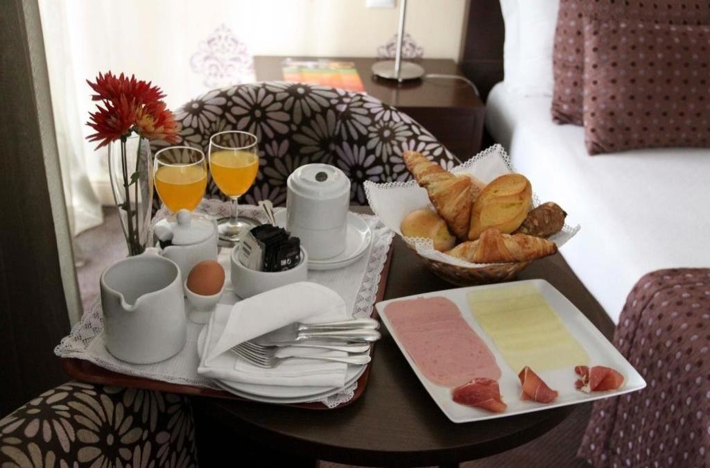 Hotel As Americas