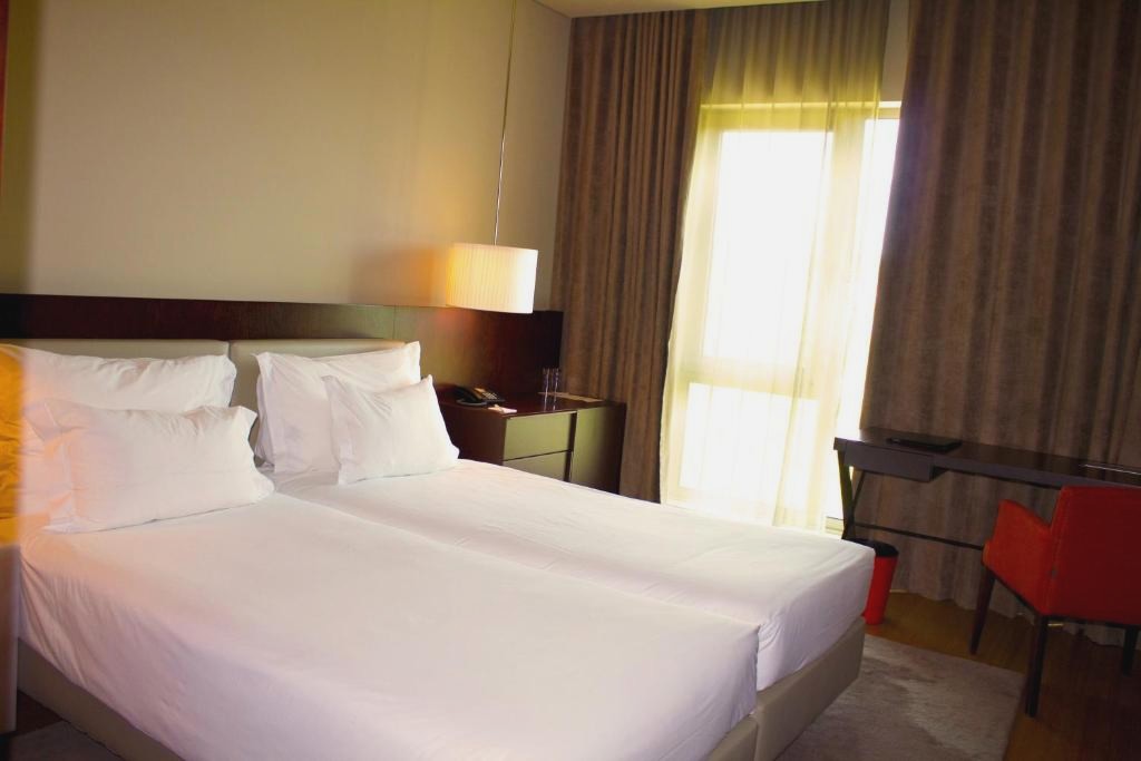 Golden Tulip São João da Madeira