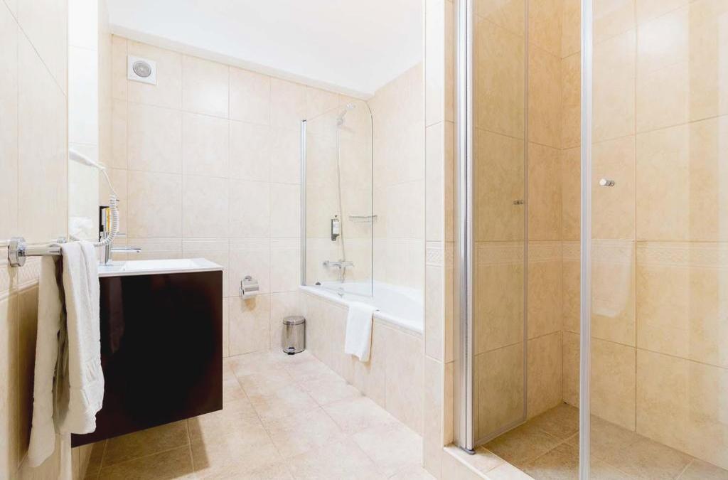Goldener Herbst an der Algarve: Sonne, Meer und Ruhe - Pestana Gramacho Residences