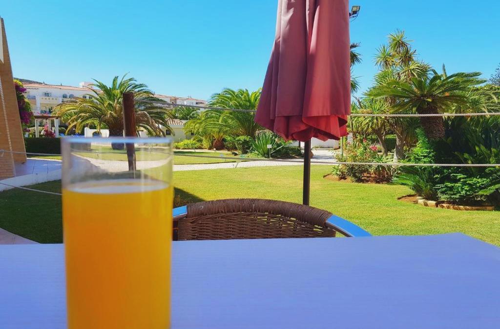 Bargain Price for Hotel Luz Bay 4* in Algarve - 40% Discounts for Kids! - Luz Bay Club Beach & Sun Hotel