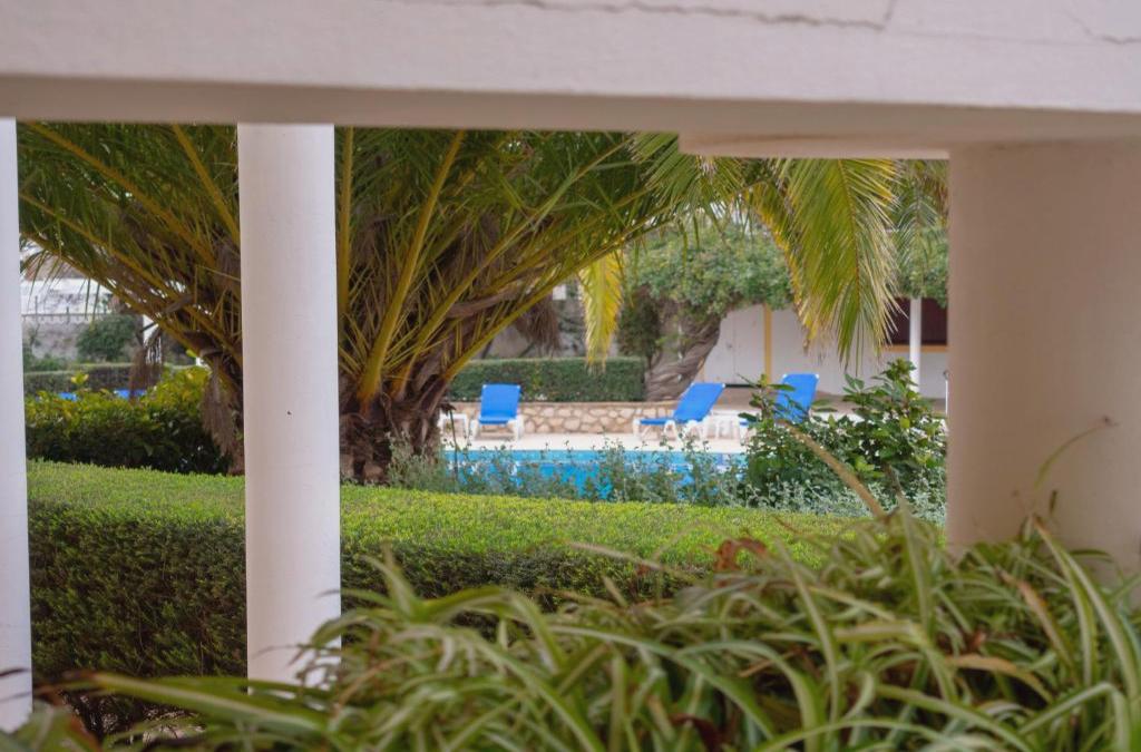 Bargain Price for Hotel Luz Bay 4* in Algarve - 40% Discounts for Kids! - Luz Bay Club Beach & Sun Hotel