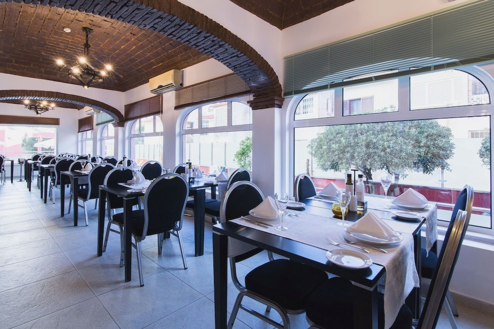 Hotel Quarteira Sol 4* in Algarve - 50% discount for kids! - Quarteira Sol