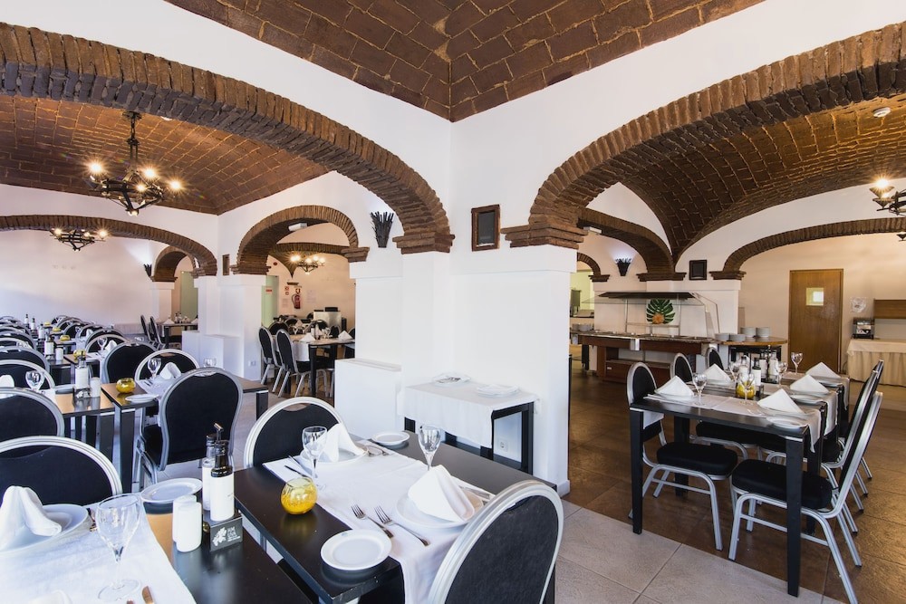 Hotel Quarteira Sol 4* in Algarve - 50% discount for kids! - Quarteira Sol