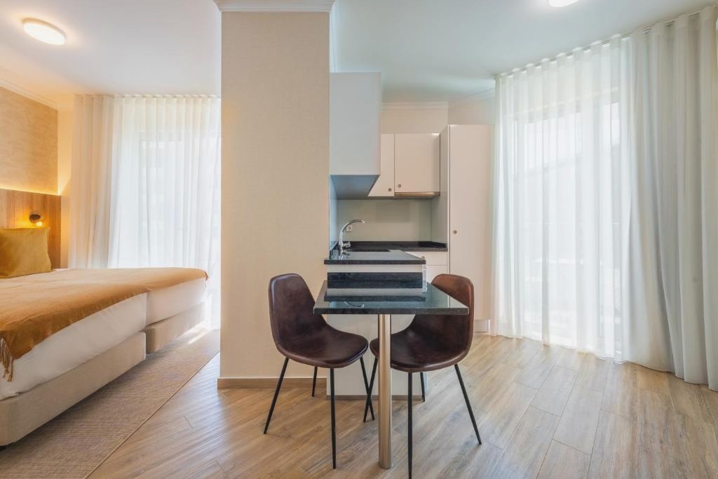 Vila Baleira Residence