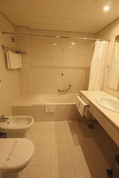 Suite Hotel Jardins d'Ajuda