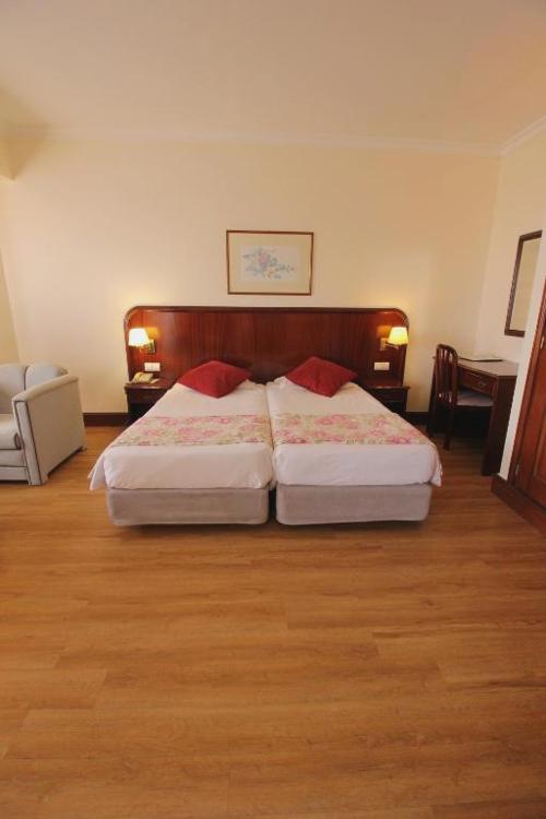 Suite Hotel Jardins d'Ajuda