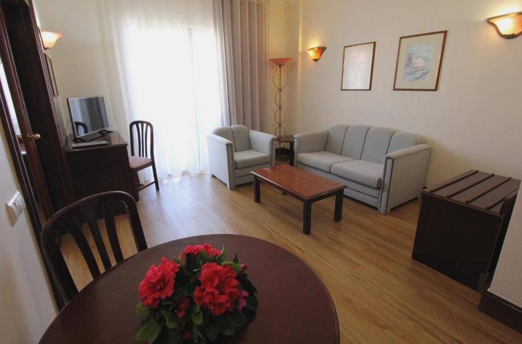Suite Hotel Jardins d'Ajuda