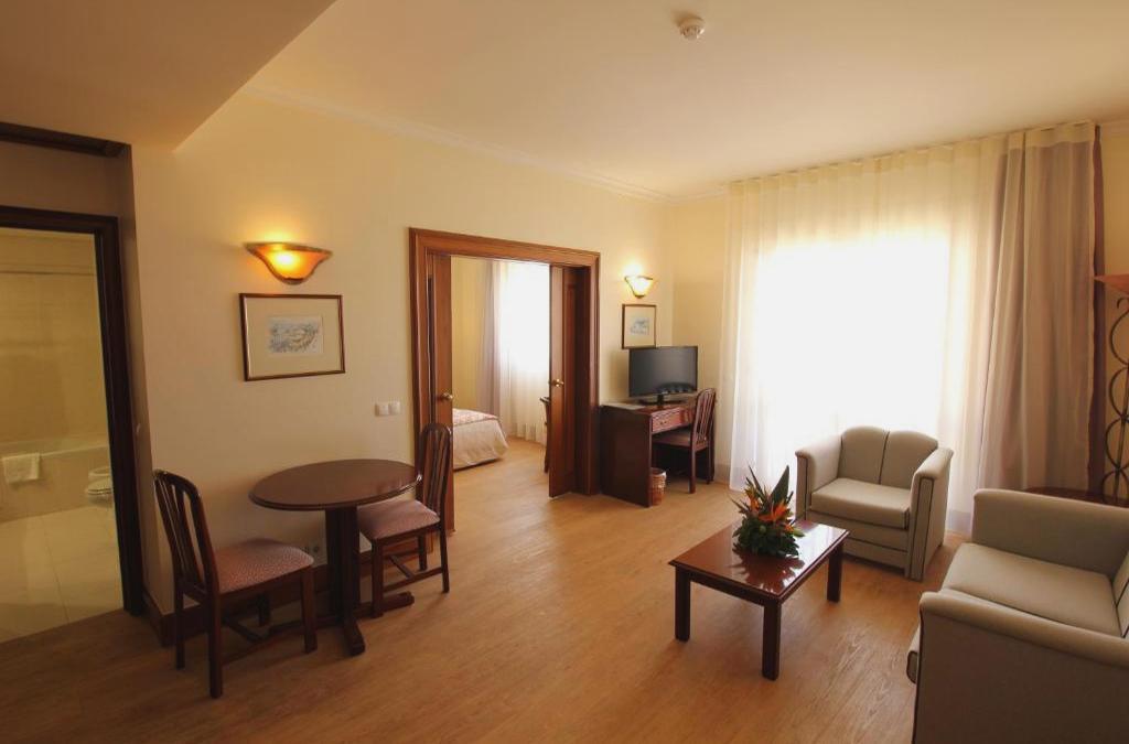 Suite Hotel Jardins d'Ajuda