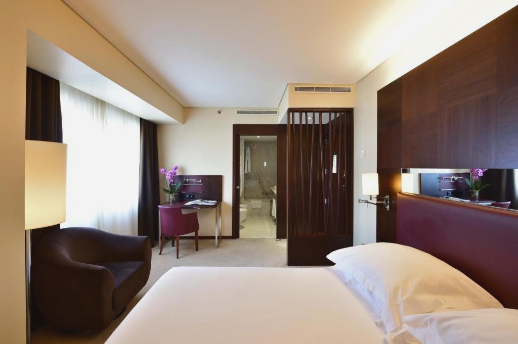 Porto Palácio Hotel by The Editory