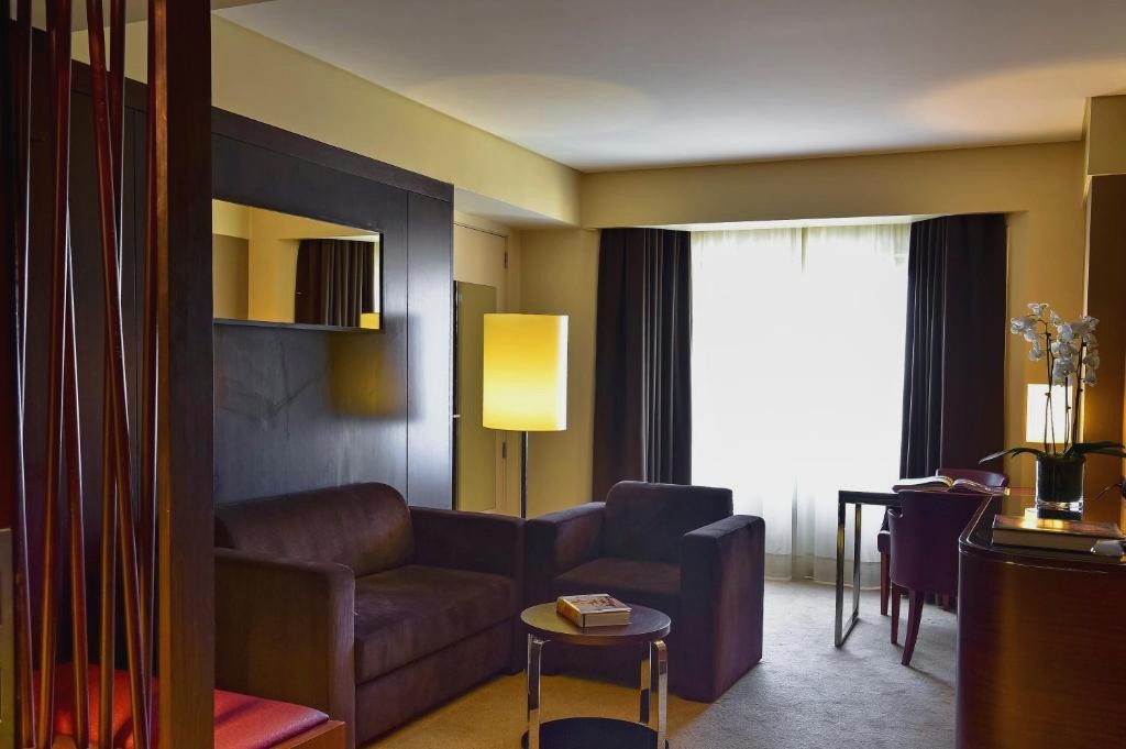 Porto Palácio Hotel by The Editory