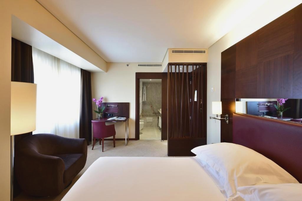 Porto Palácio Hotel by The Editory