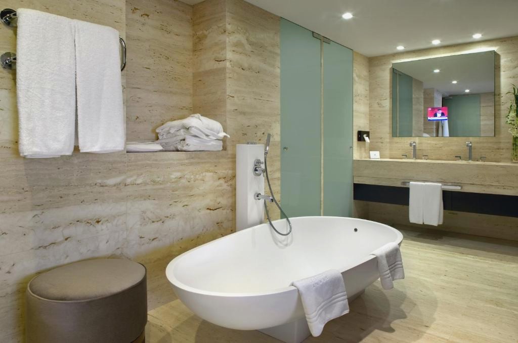Porto Palácio Hotel by The Editory