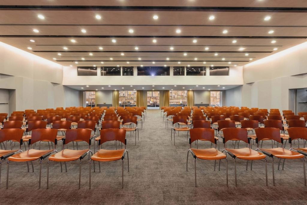 Porto Palácio Hotel by The Editory
