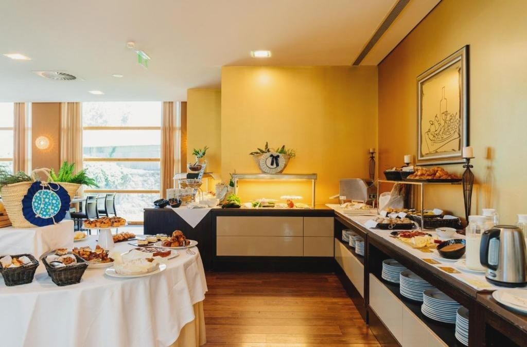 Axis Porto Business & Spa Hotel