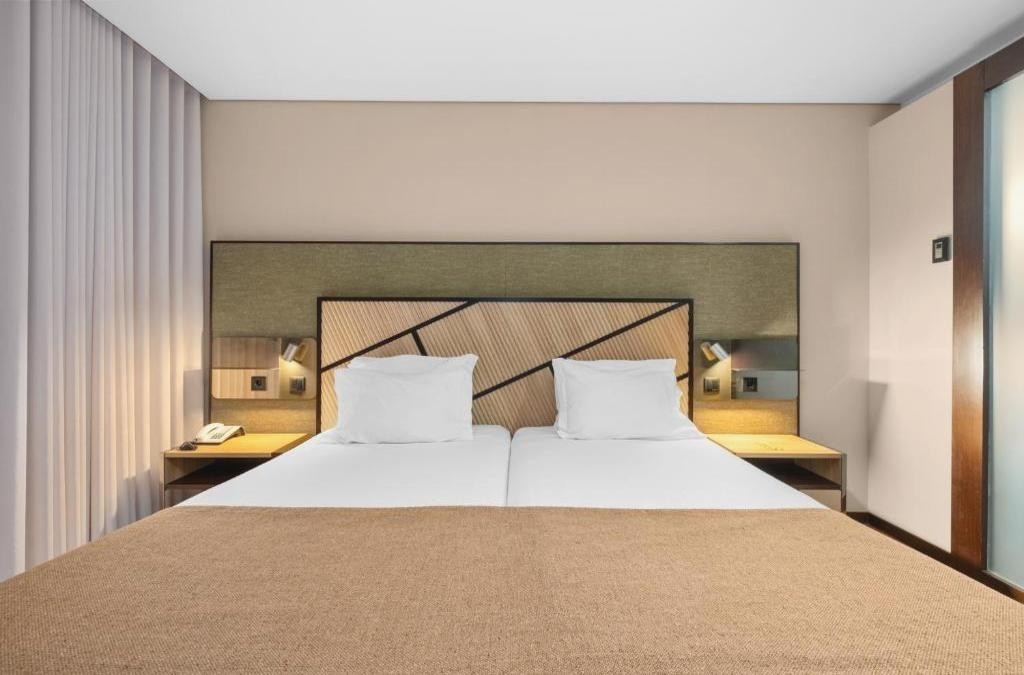 Axis Porto Business & Spa Hotel