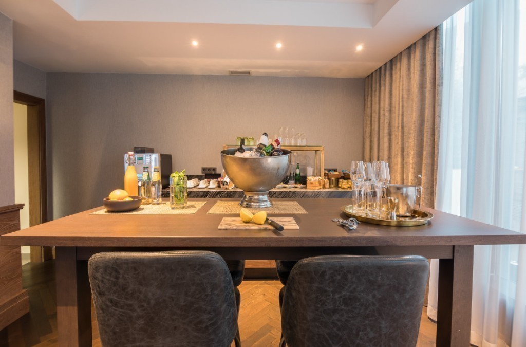 Estadia de luxo ao Porto: hotel de 5 estrelas, degustação de vinhos e cruzeiro