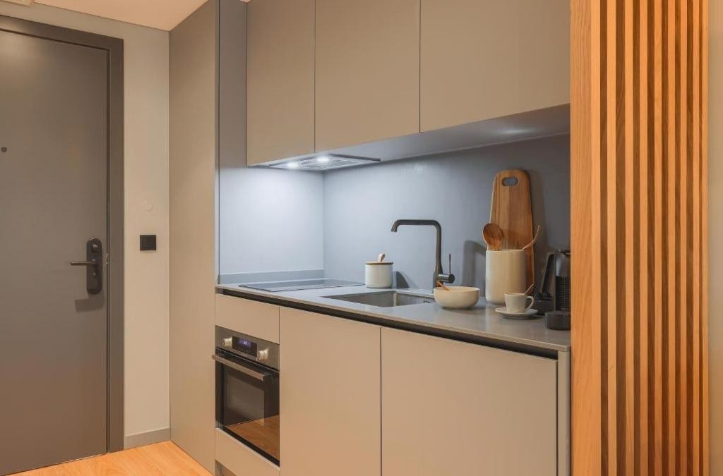 Porto: Apartment for Francesinha Fans - Nôma Living Icon Apartments