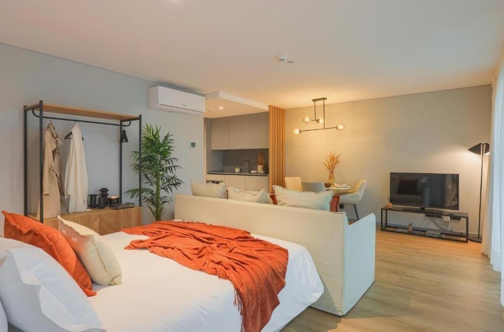 Porto: Apartment for Francesinha Fans - Nôma Living Icon Apartments