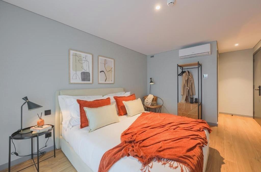 Porto: Apartment for Francesinha Fans - Nôma Living Icon Apartments
