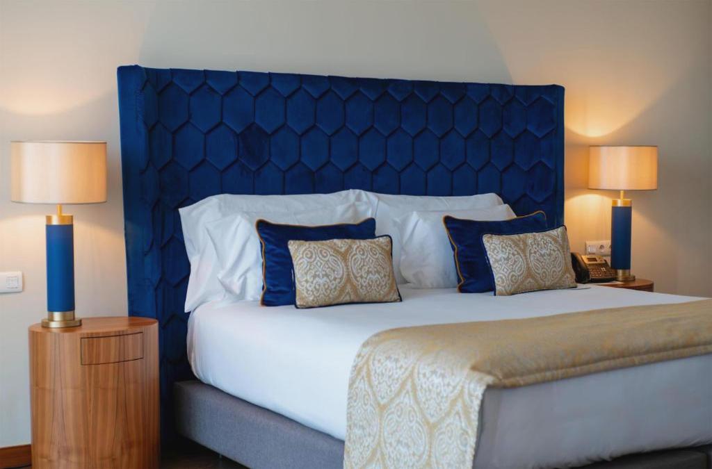 Boeira Garden Hotel Porto Gaia, Curio Collection by Hilton