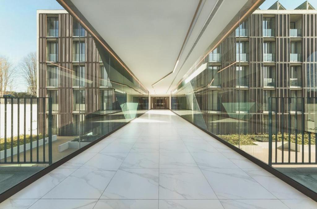 Boeira Garden Hotel Porto Gaia, Curio Collection by Hilton