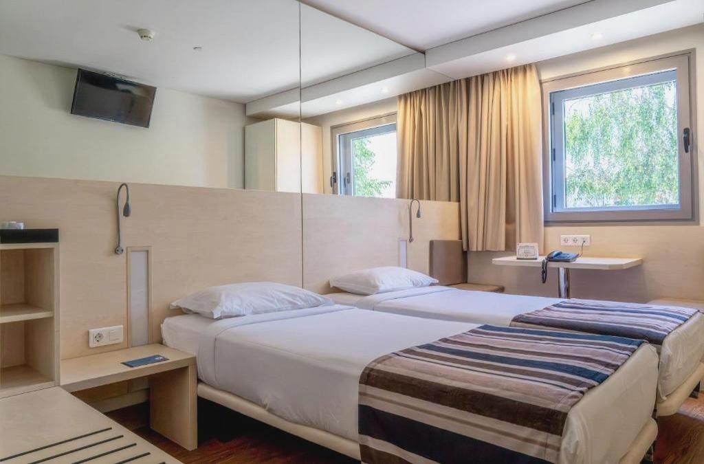 Porto: vistas do Douro a bordo - Park Hotel Porto Gaia