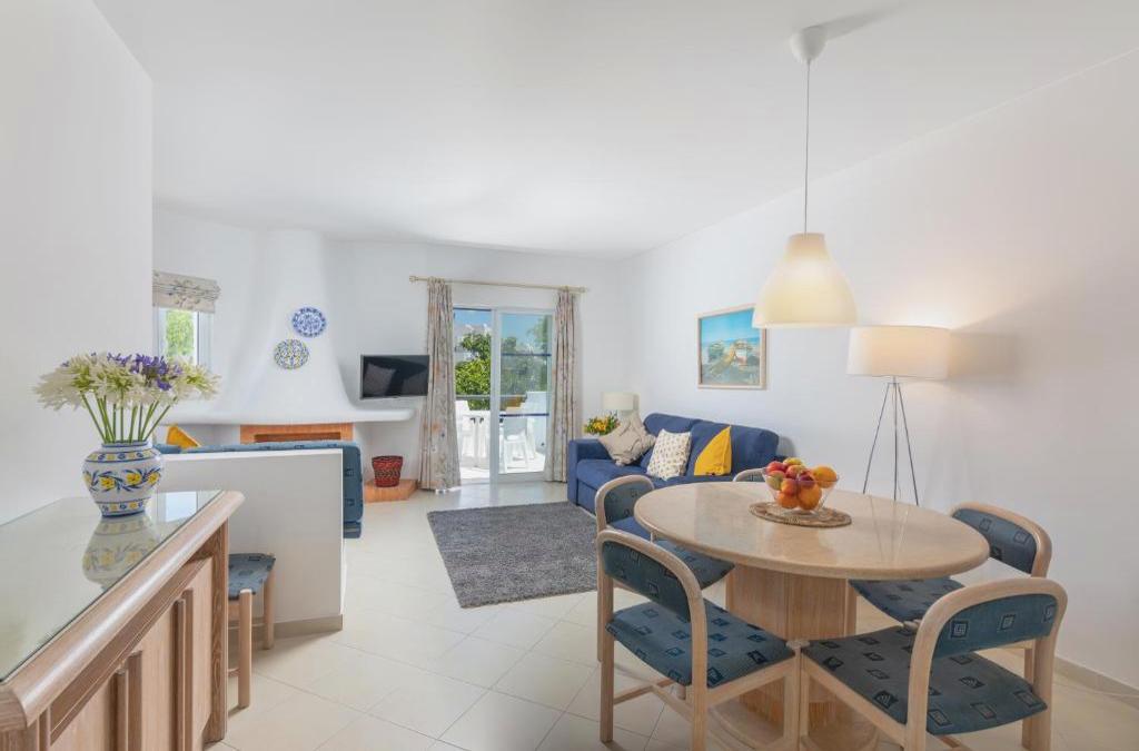 Goldener Herbst an der Algarve: Sonne, Meer und Ruhe - Clube Albufeira Garden Village