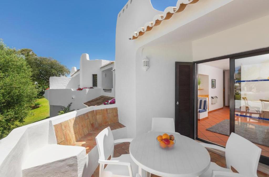 Goldener Herbst an der Algarve: Sonne, Meer und Ruhe - Clube Albufeira Garden Village