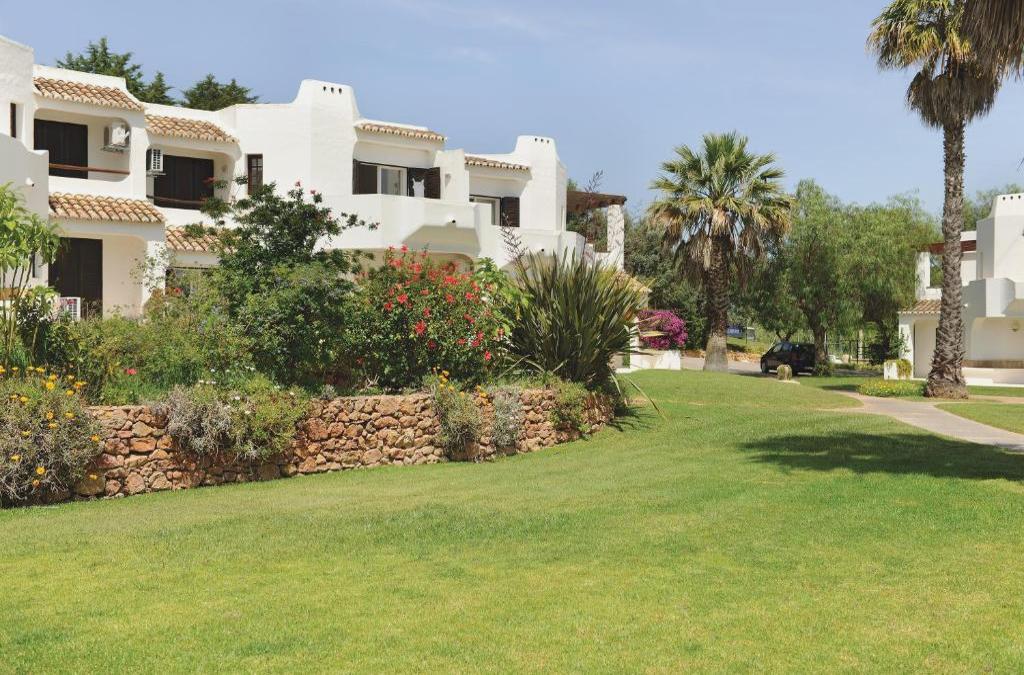 Goldener Herbst an der Algarve: Sonne, Meer und Ruhe - Clube Albufeira Garden Village