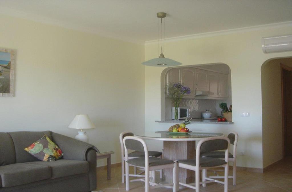 Goldener Herbst an der Algarve: Sonne, Meer und Ruhe - Clube Albufeira Garden Village