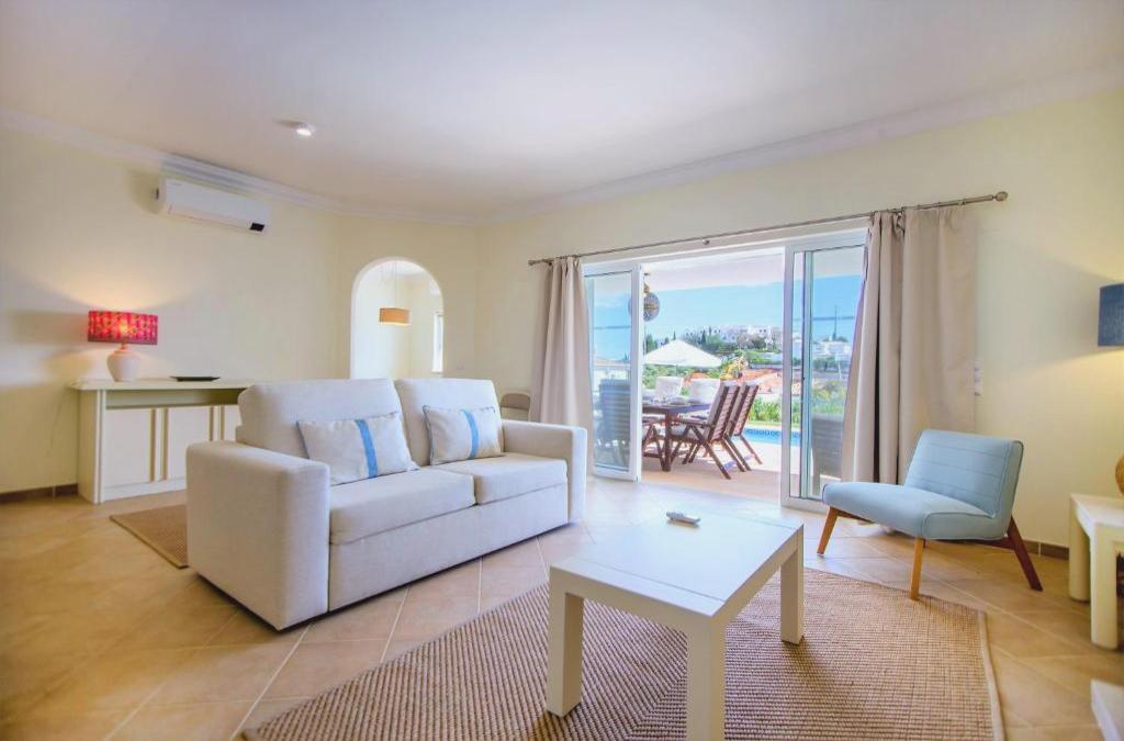 Goldener Herbst an der Algarve: Sonne, Meer und Ruhe - Clube Albufeira Garden Village