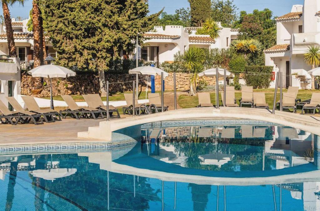 Goldener Herbst an der Algarve: Sonne, Meer und Ruhe - Clube Albufeira Garden Village