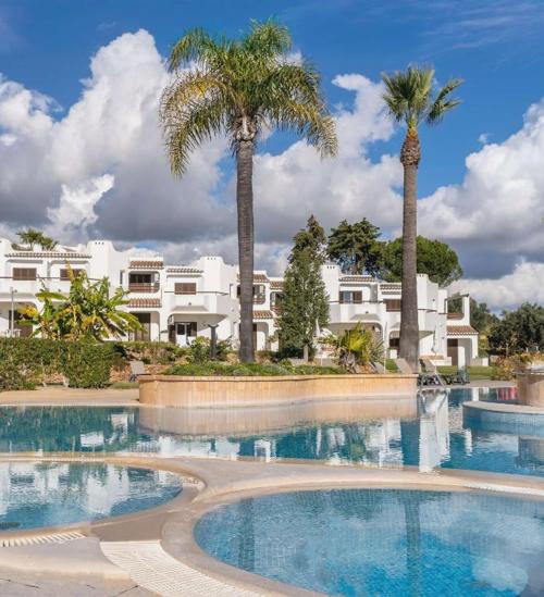 Goldener Herbst an der Algarve: Sonne, Meer und Ruhe - Clube Albufeira Garden Village