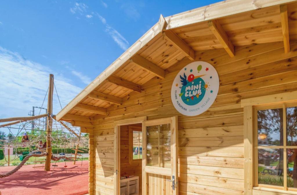 Goldener Herbst an der Algarve: Sonne, Meer und Ruhe - Clube Albufeira Garden Village