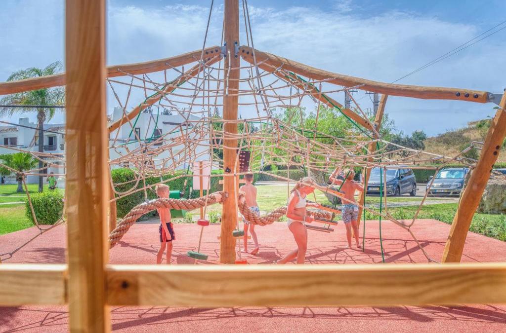 Goldener Herbst an der Algarve: Sonne, Meer und Ruhe - Clube Albufeira Garden Village